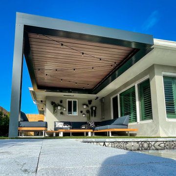 Motorized Pergola in Palm Beach Gardens