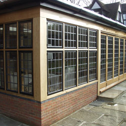 Britannia Joinery - Buntglasfenster