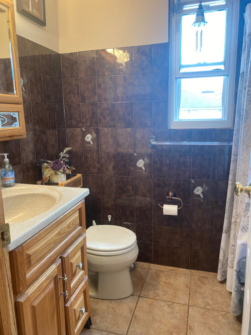 Paint Color of an Ugly Bathroom