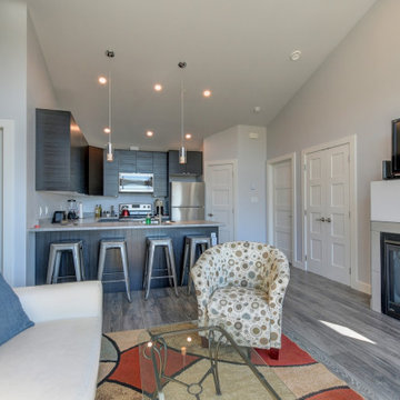 1499/1499B Trail Way - $1,695,000 – MLS Res 885121 / Com 885130