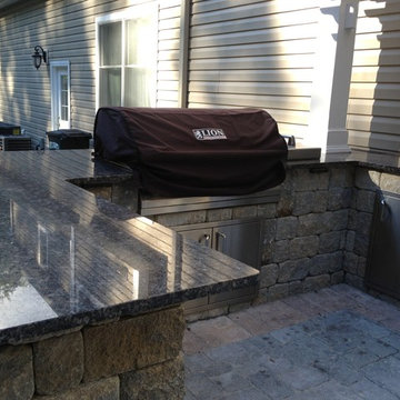 Outdoor Kitchens/ Firepits