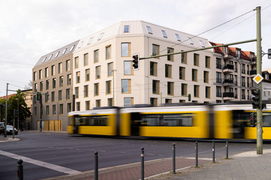 ベルリンにあるコンテンポラリースタイルのおしゃれな家の外観の写真