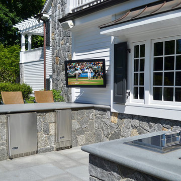 Poolside Entertainment | TV & Sound Systems