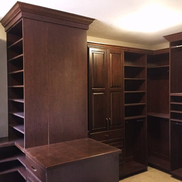 Walk-In Closets