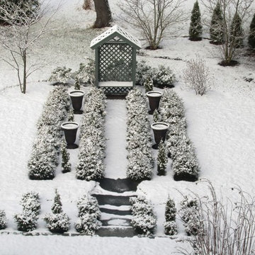 Dovecote formal border