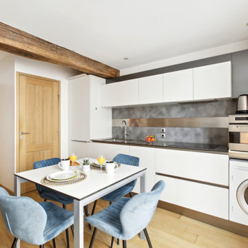 UpperKey Parisian Kitchens