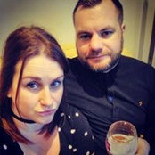 Simon Earl's photo