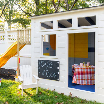 DC Backyard Playhouse and Outdoor Play Kitchen