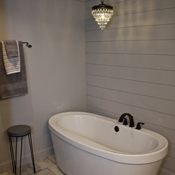 Kiwasa Rd, Saranac Lake - Bathtubs