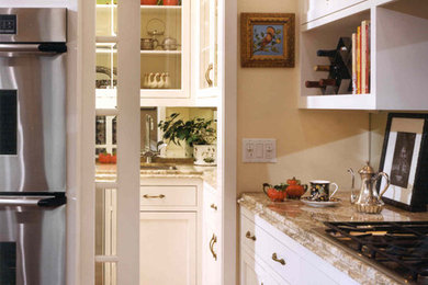 Tuscan kitchen photo in Minneapolis