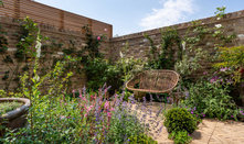Calming English Garden Grows in a 215-Square-Foot Courtyard