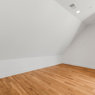 End Unit - Transitional Modern Luxury Rowhome Heritage Place Naperville, IL
