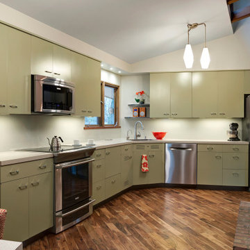 The Retro | Kitchen and Mudroom Renovation