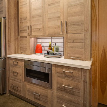 Warm Contemporary Kitchen | Minneapolis, MN | Sawhill