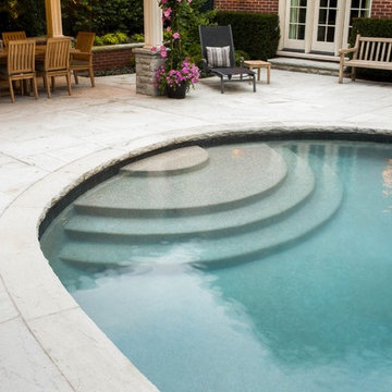 Quality Reigns in an Updated Backyard
