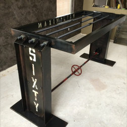 Cruz desk (variation) - Products