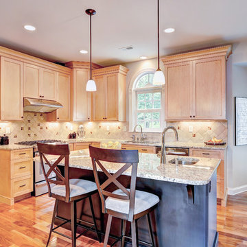 Bright Maple Kitchen in Ambler, PA