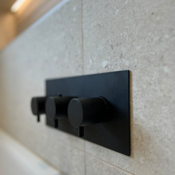 Sagar Ceramics - Horizontal Thermostatic 3-Knob 3-Outlet Shower Valveb Matt Blac