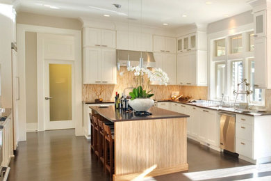 Kitchen - contemporary kitchen idea in Other