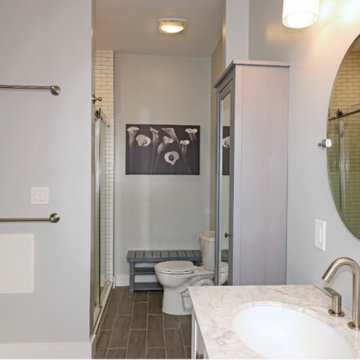 Grant Park: Modern Classic Master Bath