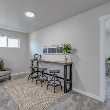 Columbia 2530 I Rustic Bronze 2 (2020 Festival Of Homes)