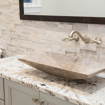 Upscale Traditional with Carriage House