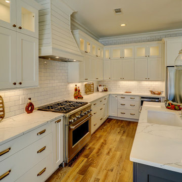 Flatwater Drive Model - Kitchen