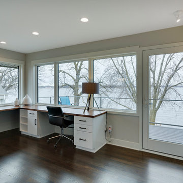 Modern Home on Lake Minnetonka