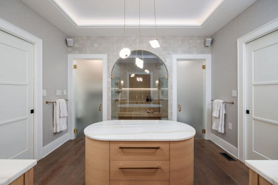 Bathroom - modern bathroom idea in Richmond