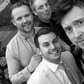 Ross McKenzie's photo