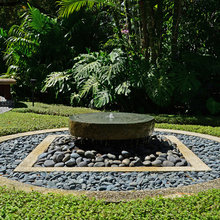 Ankonian Front Circle Yard