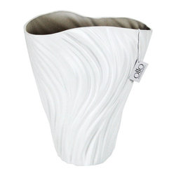 Wave Vase - Products