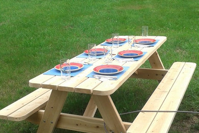 CedarPicnic Tables