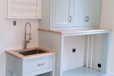 This is an example of a laundry room in Philadelphia.