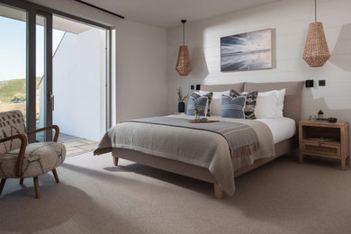 Beach style bedroom in Cornwall.