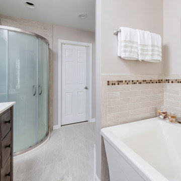 Master Bathroom with free-standing tub - Moorestown
