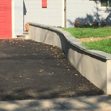 Parged Block Wall in Bethesda Capped With 2 Inch Thermal Cut Flagstone