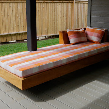 Lānai Daybed (Wood Only)