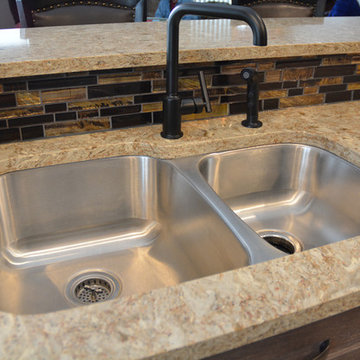 Two-Toned Kitchen in Holt, MI