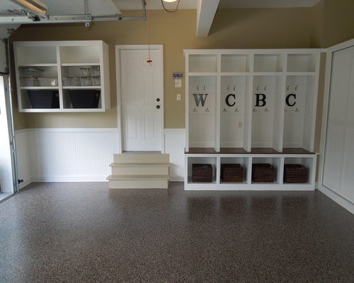 Best Garage Mud Room Design Ideas & Remodel Pictures | Houzz