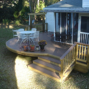 Round Deck in Hawkinsville GA