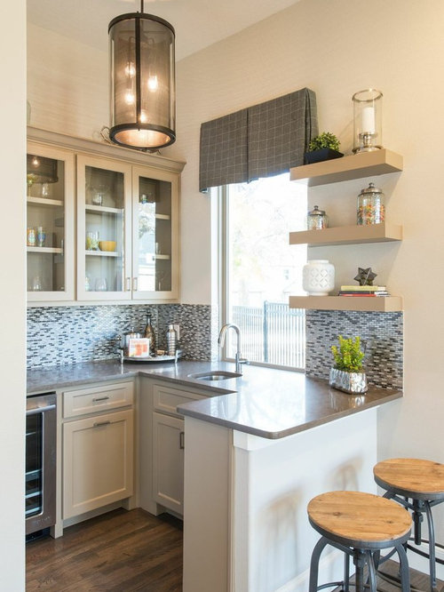 Small Kitchen Peninsula | Houzz