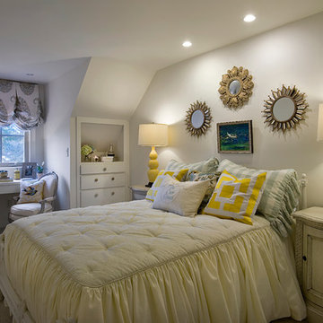 Simply Sophisticated; Ways to Achieve Wow Factor for the Home