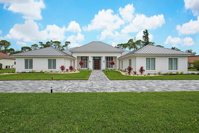 Inspiration for a contemporary exterior home remodel