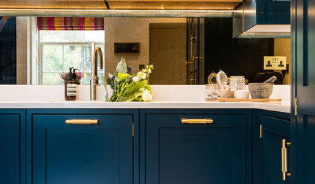 32 Kitchen Handle Designs That Could Elevate Your Cabinets