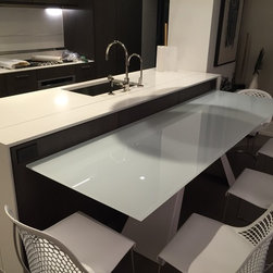 1/2'' Tempered Glass Table - Products