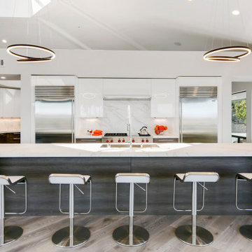 Lafayette Kitchen & Catering Pantry