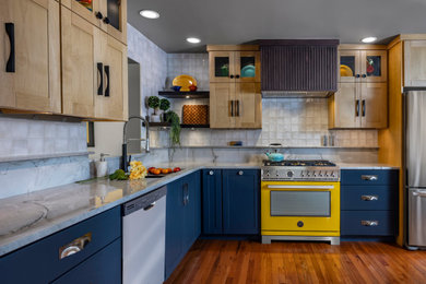 Transitional home design photo in Other