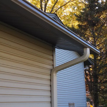 Jeff & Diane’s Blaine, MN LeafGuard® Gutter Project