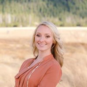 Sarah Lutz's photo